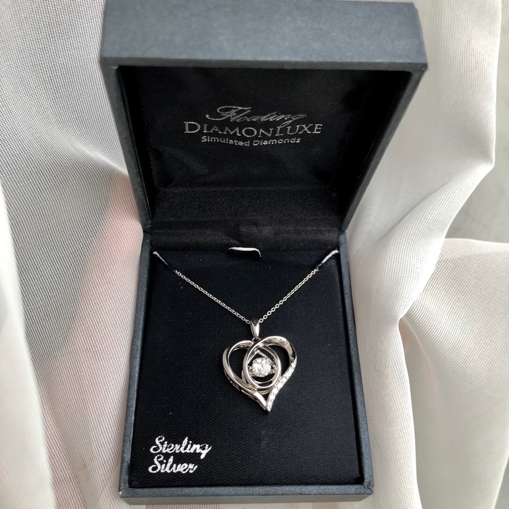 Floating Simulated Diamond Necklace
